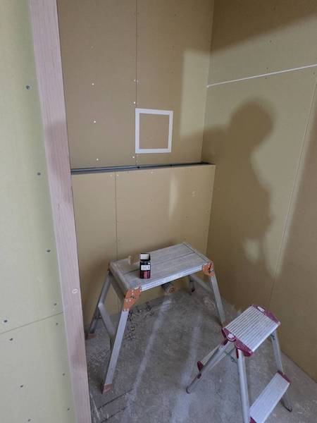 工事の進捗 👷 <br>キッズスペース・患者様のお手洗い・ネブライザースペースの様子