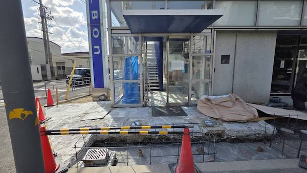 工事の進捗 👷 <br>外観も少しずつ工事が進んでいます